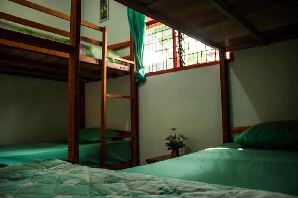 Kuala Namu Guest House Medan Extérieur photo